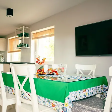 With Private Sauna, Jacuzzi And Pool *