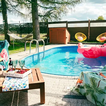 With Private Sauna, Jacuzzi And Pool Сasa de vacaciones *