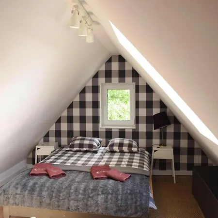 Dom wakacyjny With Private Sauna, Jacuzzi And Pool Czestkowo (Koscierzyna)