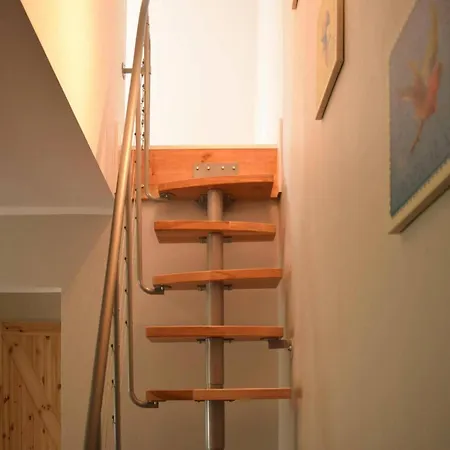 With Private Sauna, Jacuzzi And Pool Сasa de vacaciones Czestkowo (Koscierzyna)