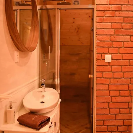 With Private Sauna, Jacuzzi And Pool *