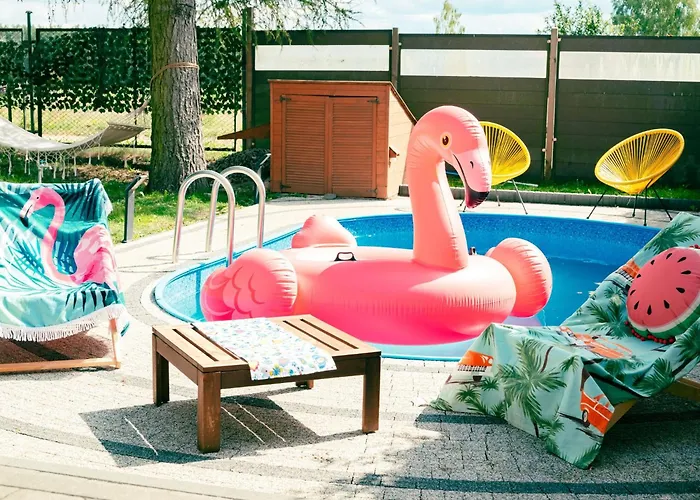 With Private Sauna, Jacuzzi And Pool *