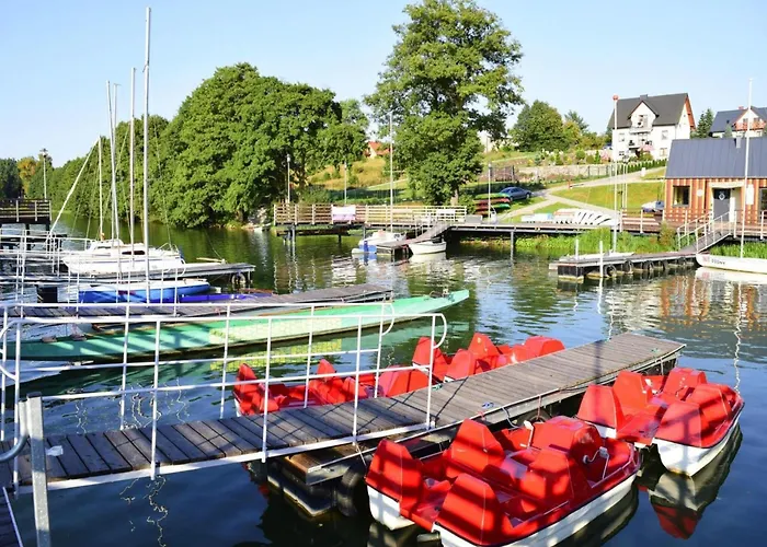 With Private Sauna, Jacuzzi And Pool 度假居 Czestkowo (Koscierzyna)